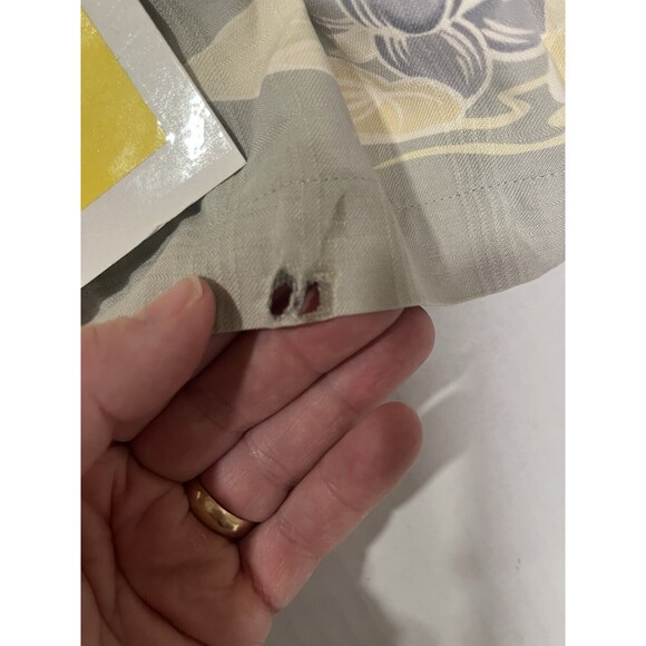 Tommy Bahama 100% Silk Hawaiian Floral Print Pattern Shirt L Tropical Water Lily - Picture 7 of 9